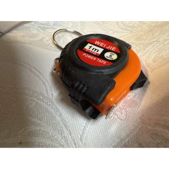 Retractable Ruler Tape Measure Mini Portable Pull Ruler Keychain 1m/3ft NEW - Picture 6 of 7